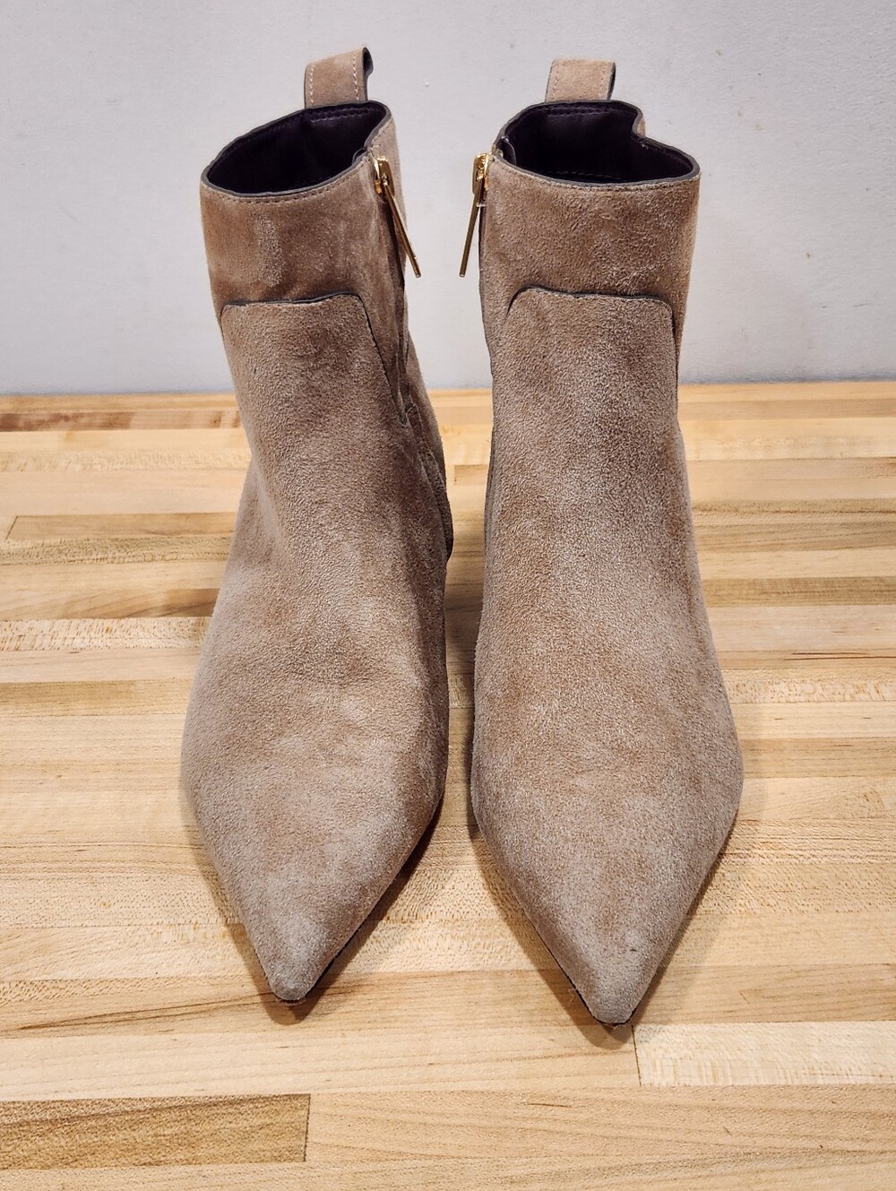 SARTO By Franco Sarto Mala Taupe Leather Kitten Heel Pointed Toe Bootie Boot 6M - Picture 2 of 14